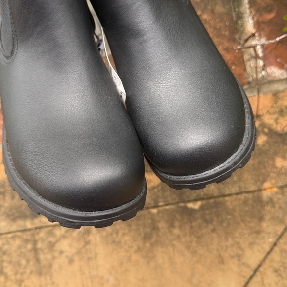 The Children’s Place Black Ankle Boots size 5 - Picture 4 of 7